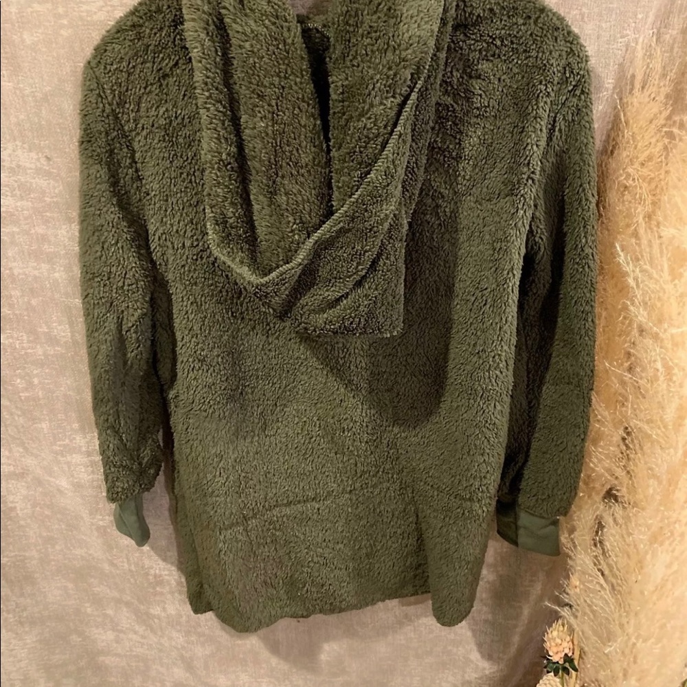 Fuzzy Cardigan, Plaid Tank, Necklace, Beanie - Picture 4 of 8